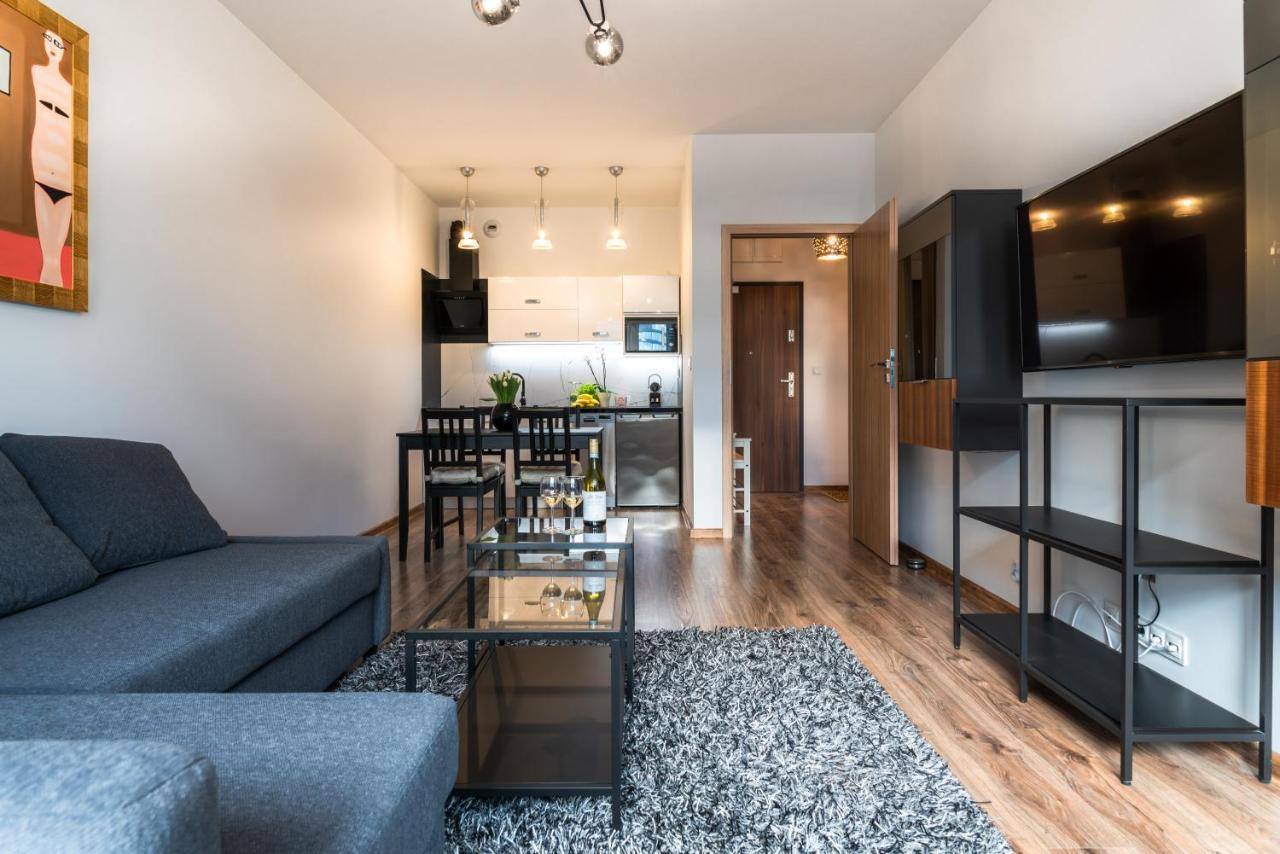 Pure Home Apartments - Gwiazdzista วรอตซวาฟ ภายนอก รูปภาพ