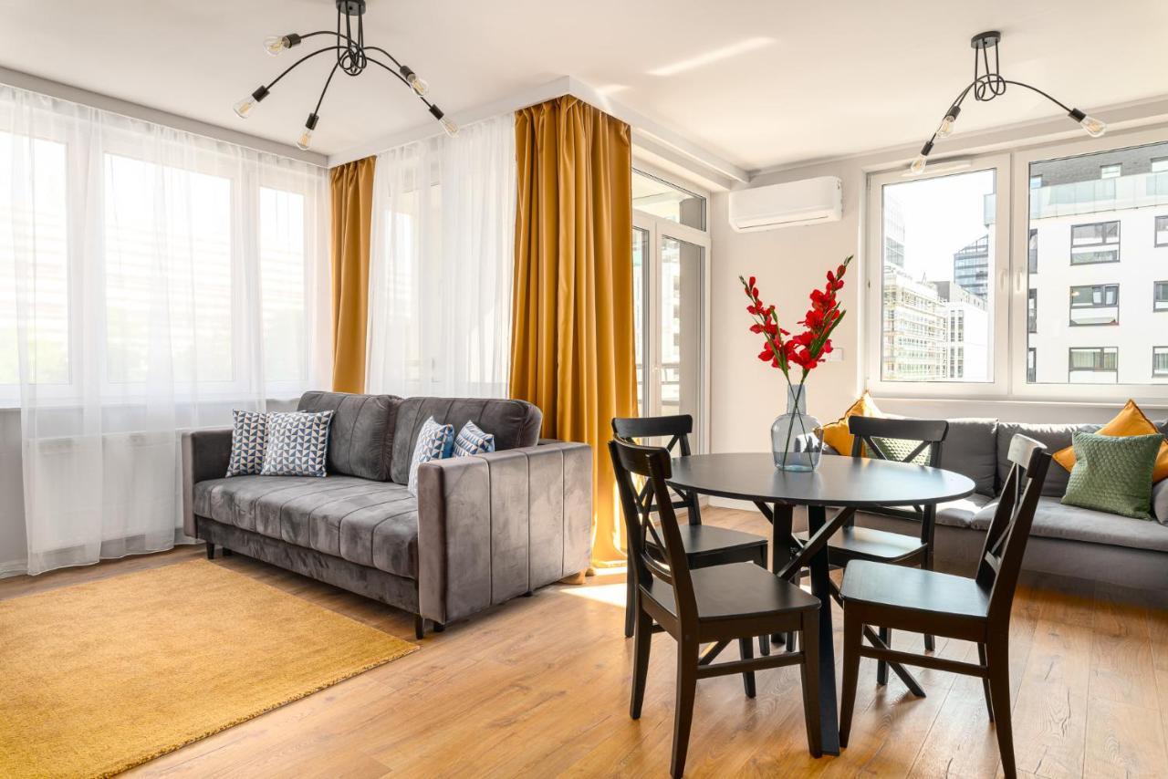 Pure Home Apartments - Gwiazdzista วรอตซวาฟ ภายนอก รูปภาพ